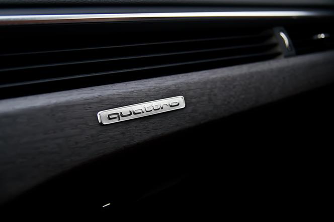 Audi A4 Avant B9 quattro