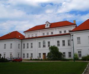 Muzeum Ikon w Supraślu, ul. Klasztorna 1, godz. 18.00-00.00