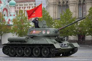 Putin straszy, defilada rozczarowuje. Dzień Zwycięstwa na Placu Czerwonym