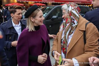 Marta Nawrocka w katedrze Notre Dame w Paryżu