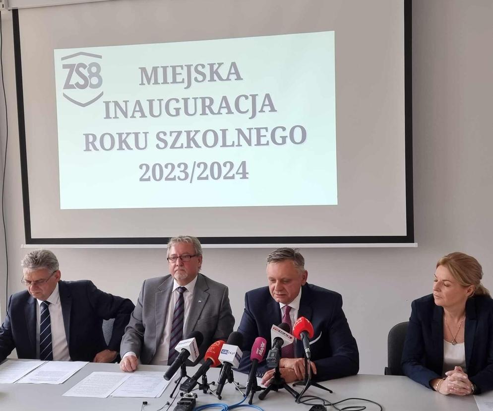 rok szkolny