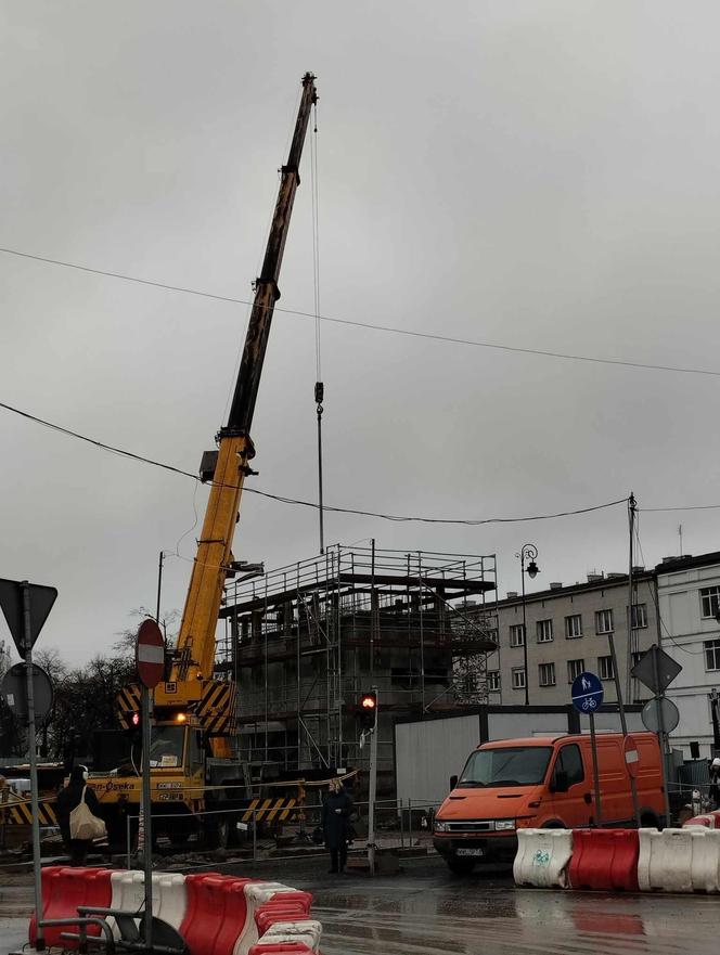 Podstacja trakcyjna u zbiegu Belwederskiej i Spacerowej