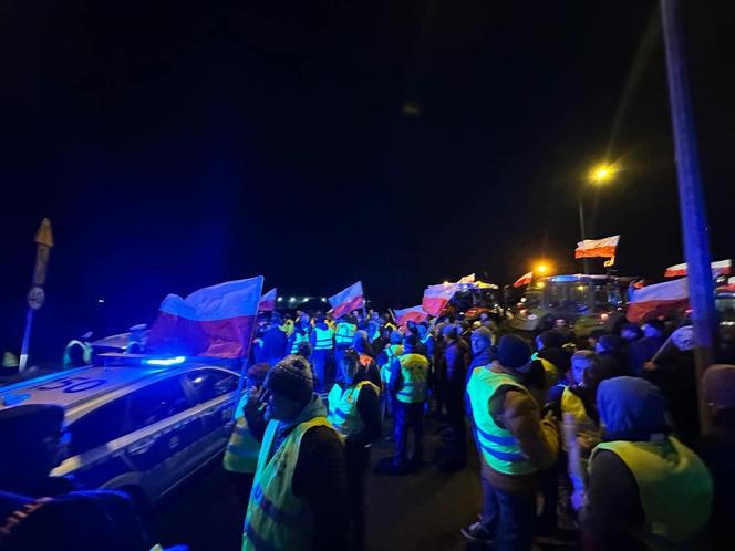 Nocny protest rolników na A2. To odpowiedź na decyzję premiera