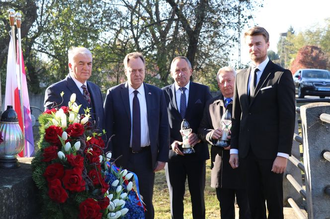 W tej małopolskiej wsi spoczywa ponad stu Chorwatów. Żołnierze upamiętniają ich co roku