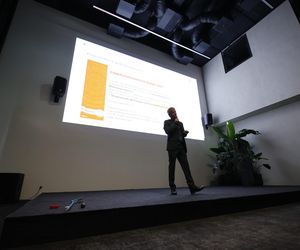 Okna Wiśniowski - konferencja