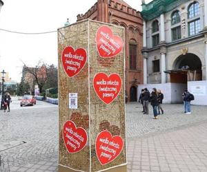 W Gdańsku już grają dla WOŚP. Wolontariusze na ulicach, a pierwsze datki już w puszkach