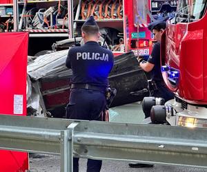 Tragedia w Piastowie. Dachowała samochodem, nie żyje