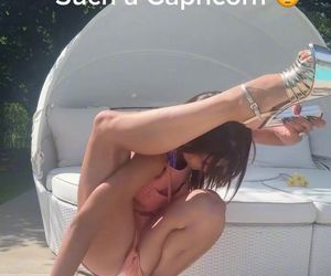 Tak się wygina żona Baldwina. Hilaria Baldwin to kobieta-guma