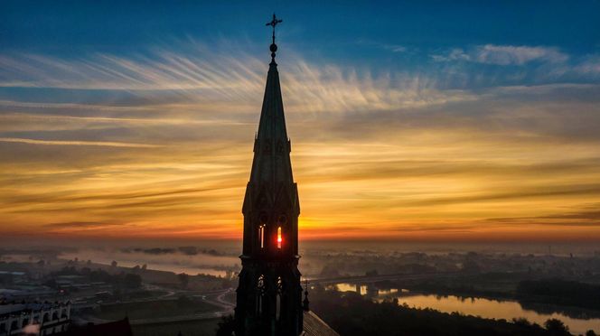 Sandomierz w jesiennej szacie z lotu ptaka