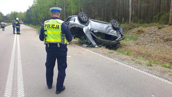 Trześcianka. Tragiczny wypadek na drodze z Zabłudowa do Hajnówki. 1 osoba nie żyje, 10 rannych