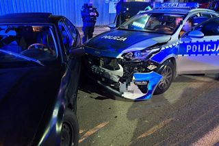 Nocny policyjny pościg za 20-latkiem w BMW. Radiowóz uszkodzony
