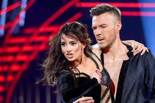 Taniec z gwiazdami. Kim jest Magdalena Perlińska? Błysnęła biustem w filmie Netflixa! Teraz skradła serca widzów Dancing with the Stars 