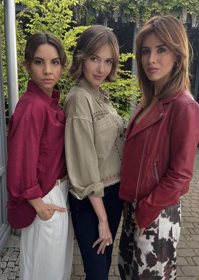M jak miłość po wakacjach. Aneta (Ilona Janyst), Kama (Michalina Sosna), Ania (Alina Szczegielniak) 