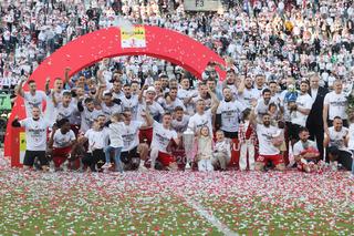 ŁKS Łódź wraca do Ekstraklasy i żegna się z 1. ligą! Tak świętowali kibice i piłkarze [GALERIA]