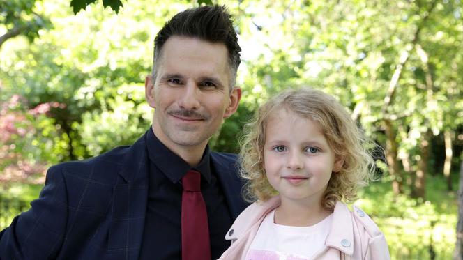 Koszmar gwiazdy M jak miłość. 6-letnia Hania Nowosielska nie wiedziała dlaczego prawdziwa mama jej nie kocha! Wygadała co ją spotkało na planie!
