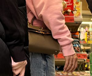 Doda w Żabce z torebką za 150 tyś zł 