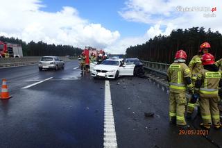 Rybnik: 42-latek czekał na pasie awaryjnym. Zginął przez 20-latka pędzącego swoim BMW