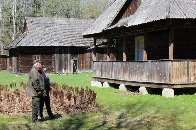 Osada Dziedzinka w Białowieży wpisana do rejestru zabytków [ZDJĘCIA]