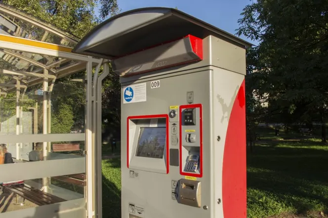 Bielsko-Biała. Bilety tylko za gotówkę. Z 19 biletomatów znika możliwość płatności kartą. MZK proponuje alternatywę