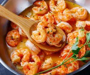 Jak przygotować świeże krewetki?