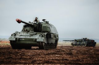 Europa przygotowuje się na wojnę. Miliardy euro na obronność 