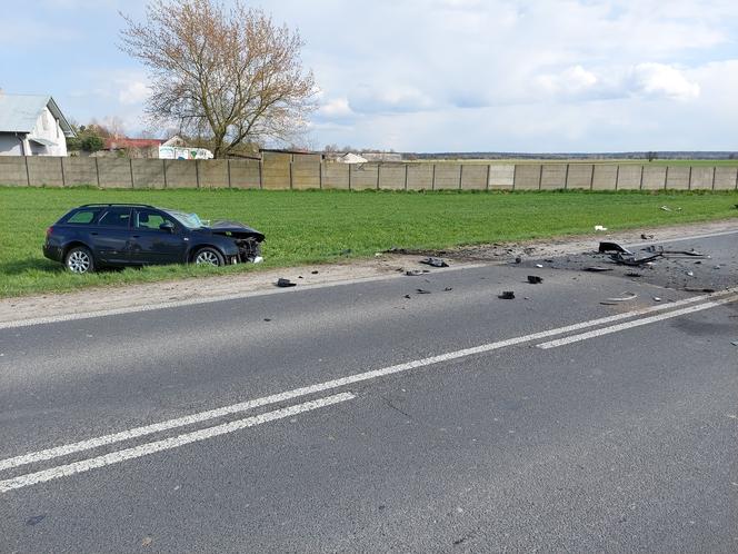 Zablokowana droga krajowa nr 9. TIR zderzył się z autem osobowym