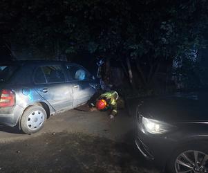 Groźny wypadek na Partyzantów w Wąchocku. Kierowca na podwójnym gazie?