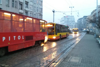 Kiedy włączają ogrzewanie w tramwajach i autobusach we Wrocławiu? [AUDIO]