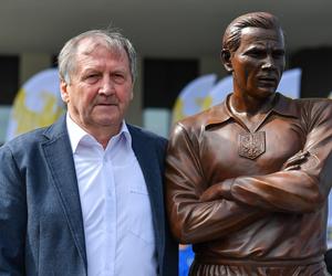 Gerard Cieślik, legenda Ruchu Chorzów ma swój pomnik. Pod Stadionem Śląskim