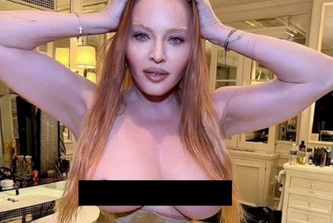 64-letnia Madonna pokazała gołe piersi na Instagramie. Nie ma na sobie nic poza majtkami