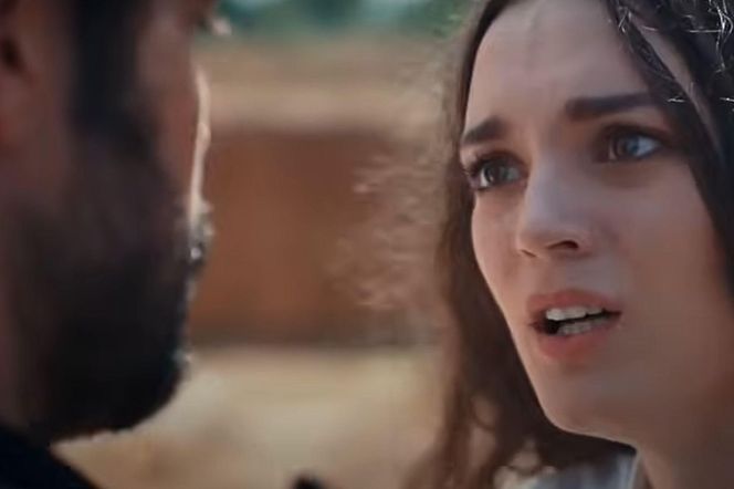 Nana w ostatniej chwili ratuje Yamana przed strzałem! 