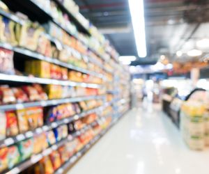 Masz cukrzycę? Tych produktów unikaj jak ognia! Zobacz, co możesz spożywać zamiast nich, by nie podnieść cukru