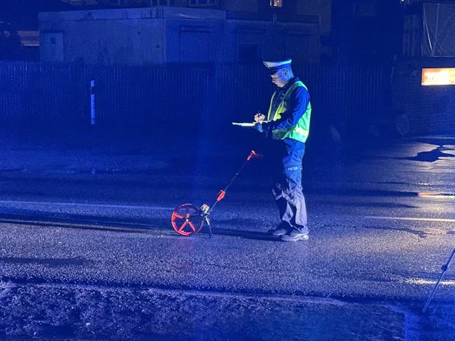 Zmiótł pieszego rozpędzonym audi. Ratownicy reanimowali ranne, dramatyczna akcja