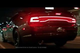 Tak Dodge szydzi z Volkswagena Passata w reklamie nowego Chargera – WIDEO