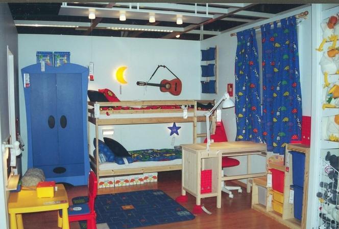W 1998 roku w Krakowie otwarto sklep IKEA. Te zdjęcia nigdy wcześniej nie były publikowane!
