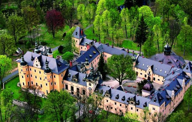 Architektura renesansowych dworów na Dolnym Śląsku