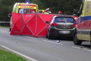 Śmierć na drodze pod Legionowem. Motocyklista zginął przejechany przez samochód