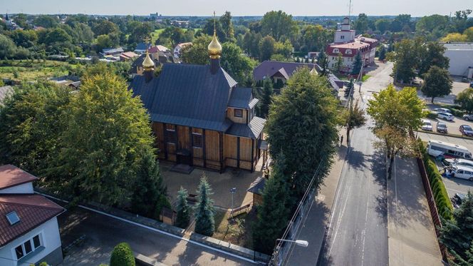 Niewielkie miasto na Podlasiu, które historią bije inne na głowę sam Białystok. Architektoniczna perła!