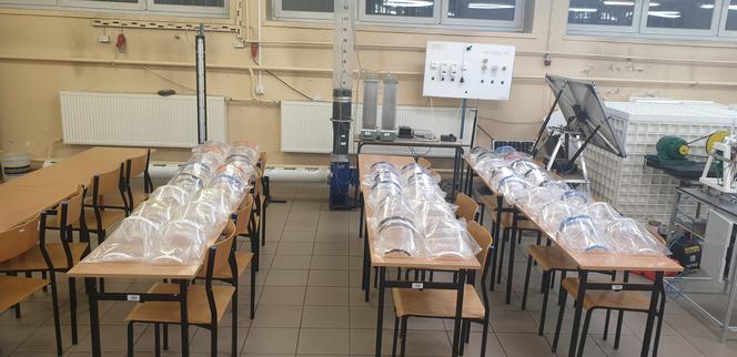 AGH drukuje przyłbice ochronne dla krakowskich szpitali
