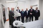 Nowoczesny tomograf w krakowskim szpitalu wojskowym. Sprzęt z funduszy KPO zaprezentował szef MON