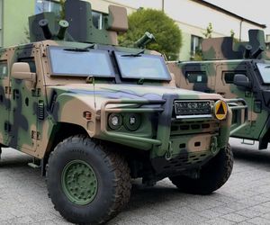 Ponad tysiąc pojazdów terenowych trafi do żołnierzy Wojska Polskiego