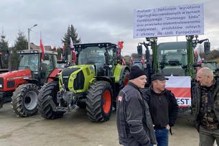 Rolnicy zebrali się pod sanktuarium. Ciągniki ruszają na Tarnów! Będą gigantyczne utrudnienia