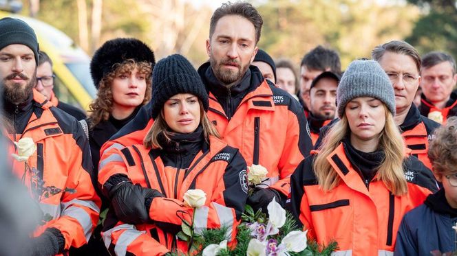 	Na sygnale, odc. 707. Martyna (Monika Mazur), Basia  (Anna Wysocka) Piotr (Dariusz Wieteska), Wanda  (Anna Lemieszek)