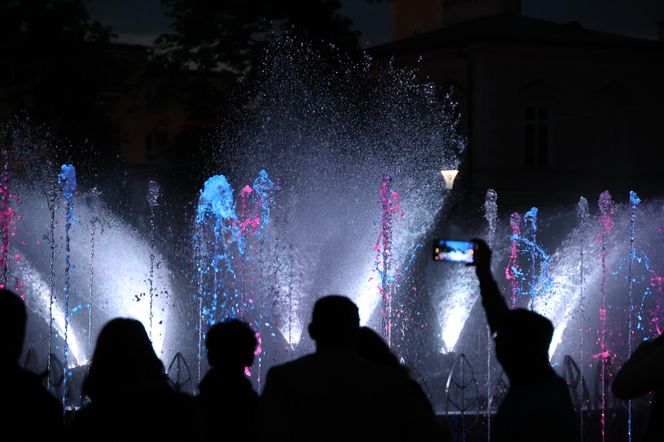 Nowy pokaz na fontannie multimedialnej na pl. Litewskim w Lublinie – „Legenda”