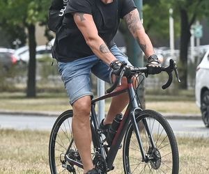 Tomasz Karolak zasuwa, by wygrać 200 tysięcy