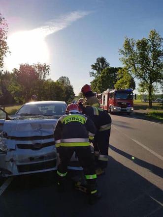 Czechowizna. Wypadek na DK 65. Zderzenie hondy z toyotą