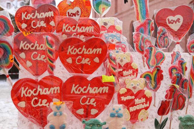 Walentynki 2018: Zakaz w szkołach ma wejść w życie?