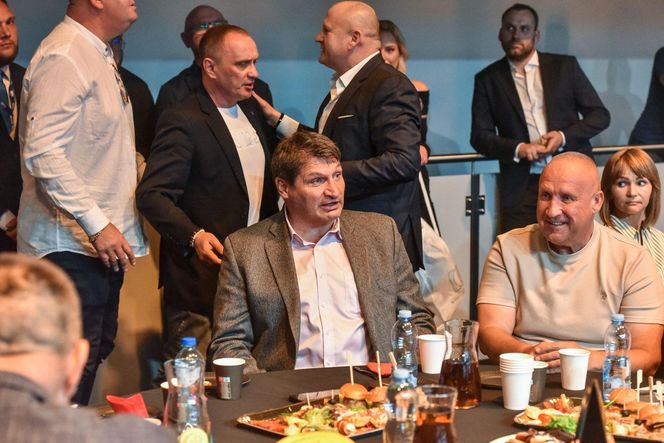 Andrzej Gołota przyjechał do Torunia. Obserwował mecz bokserski Pomorzanina