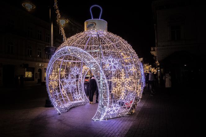 Iluminacje świąteczne na Piotrkowskiej