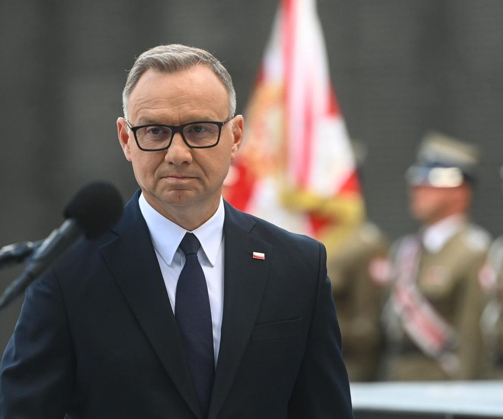 Prezydent Duda odebrał Srebrny Krzyż Zasługi Jolancie Lange. W tle śmierć księdza Blachnickiego